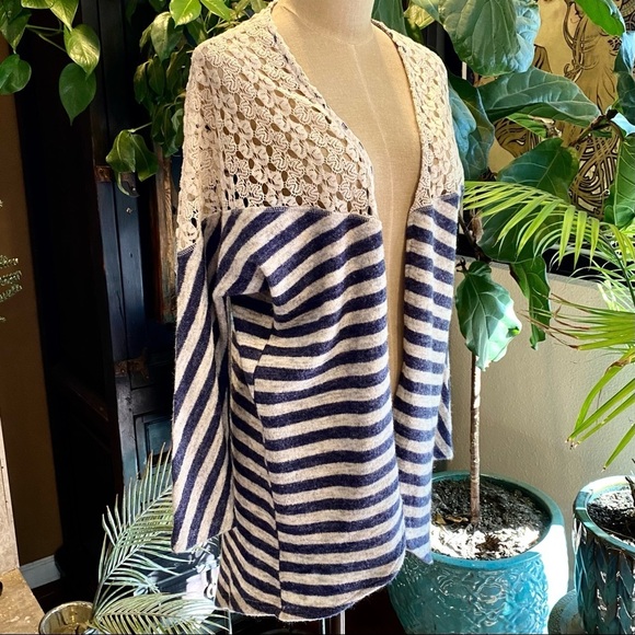 UMGEE WOMEN'S STRIPED KIMONO SWEATER - Picture 11 of 16